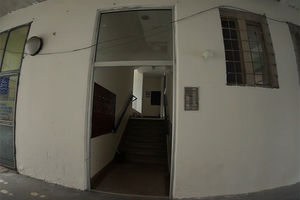 OVO NIGDE NEMA: Stanarima zgrade u Dušanovoj ukrali ulazna vrata!