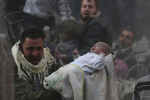 ŽIVOT POBEDIO: Bebica spasena iz ruševina u Damasku