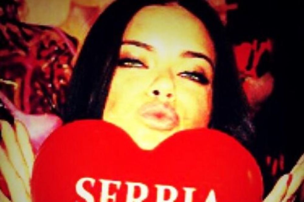 Ovoliko Adrijana Lima voli Srbiju