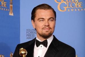 ZAVODNIK: Leonardo Dikaprio osvojio srce još jedne manekenke