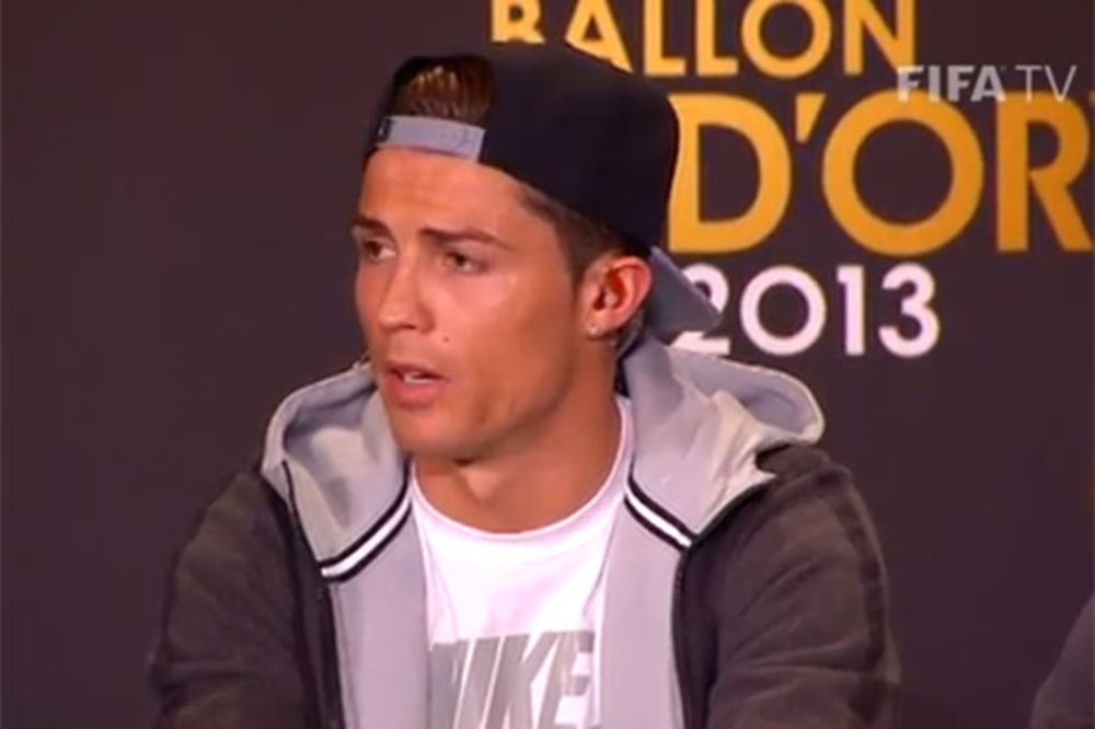 OČEKIVANO: Ronaldo dobio Zlatnu loptu!
