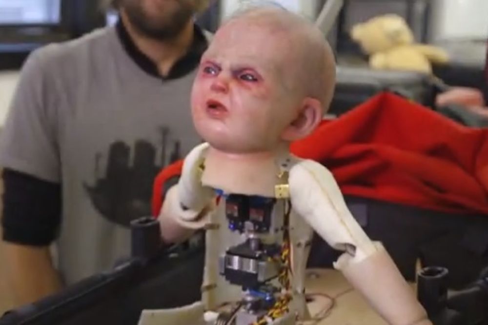 POGLEDAJTE: Kako je napravljena beba đavo koja je preplašila Njujorčane