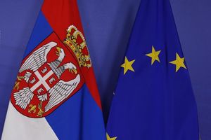KO POSLE DEVENPORTA? TROJE EVRODIPLOMATA UŠLO U UŽI KRUG: Italijan novi šef Misije EU u Srbiji?