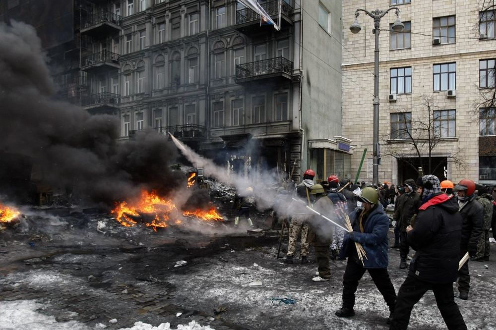 USTANAK U UKRAJINI : Demonstranti zauzeli zgrade lokalnih vlasti širom zemlje