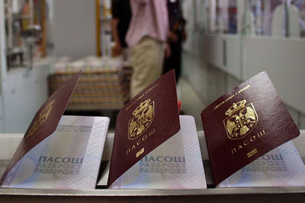 Niko dosad nije tražio vraćanje viza Srbiji