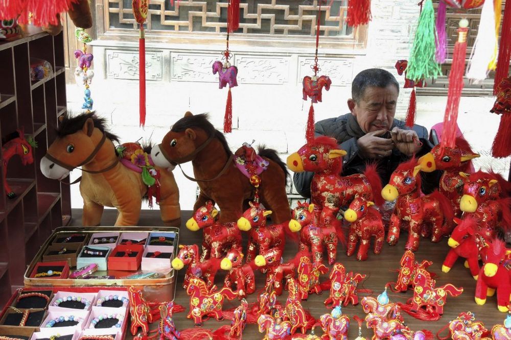 Sve o Kineskoj novoj godini: Zabranjeno tuširanje, ali se sme iznajmiti dečko!