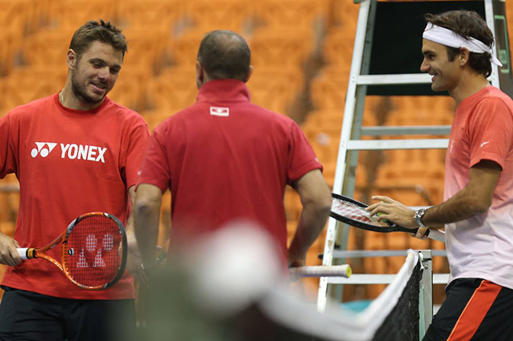 UŽIVA U SRBIJI: Federer progovorio srpski, večerao kod Novaka