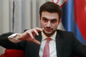 Lazar Krstić: Srbija nije blizu bankrota