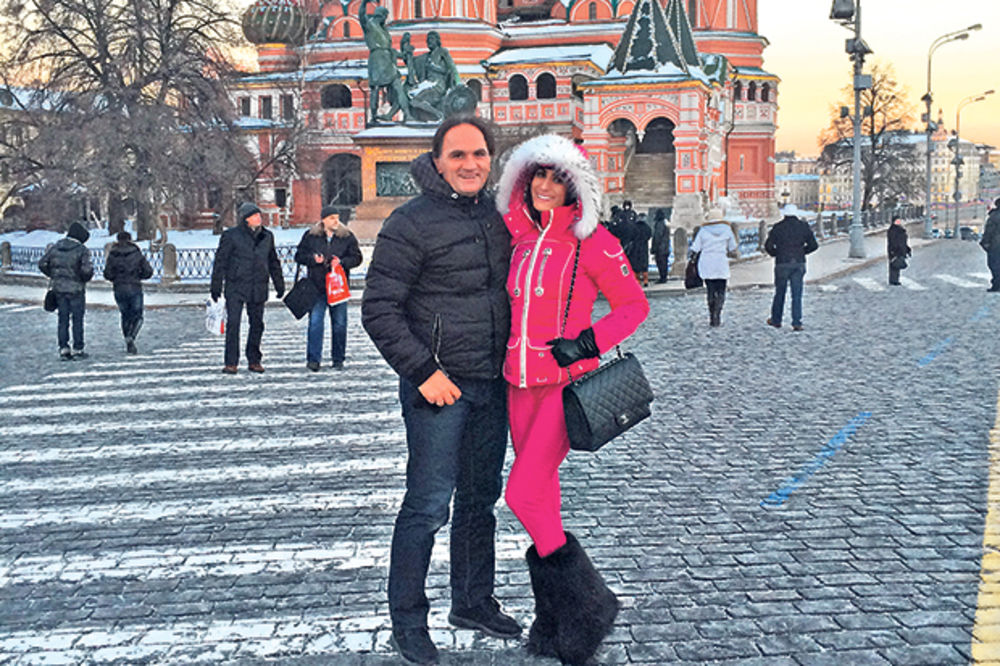 Dijana se posle toplih Maldiva smrzla u Rusiji!