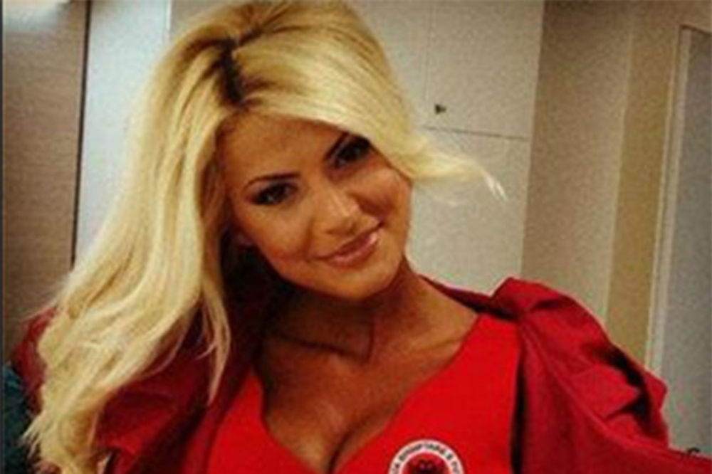 SEKSI POJAČANJE: Atraktivna Luana obožava albanske fudbalere!