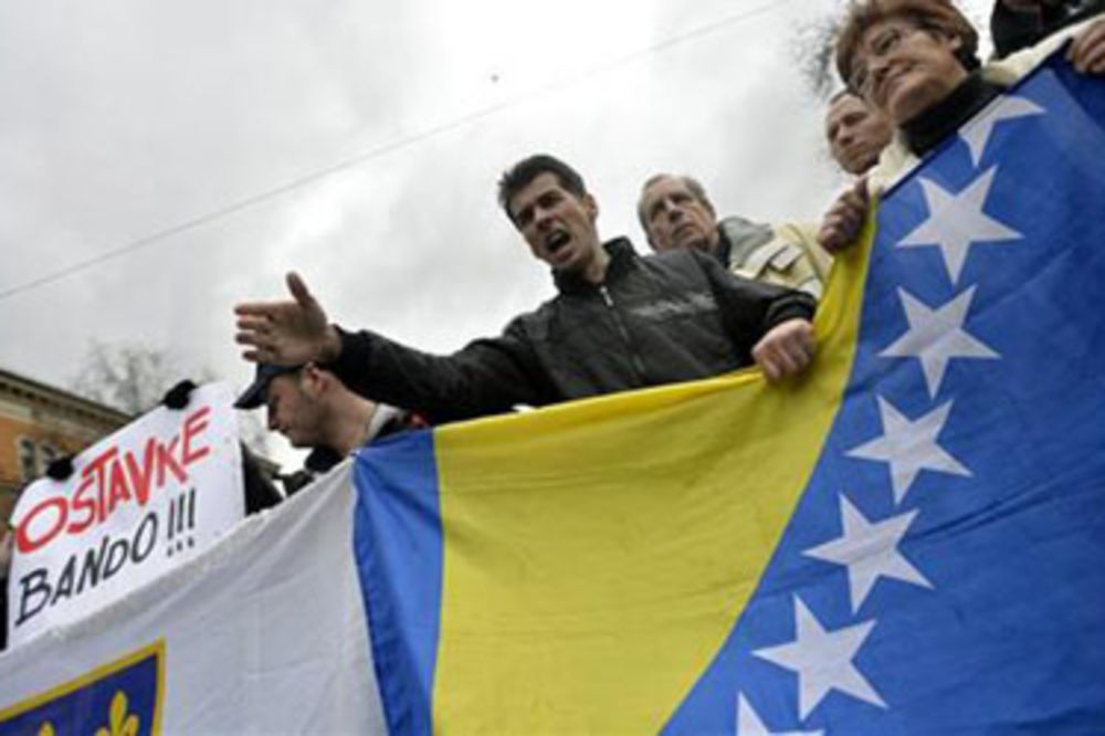 Završeni protesti u Sarajevu, mirno i bez incidenata