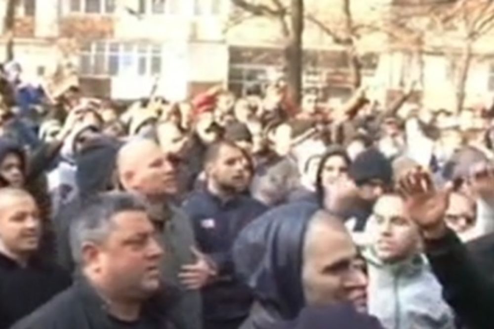 MRŽNJA: Huligani i nacionalisti napali džamiju u Plovdivu