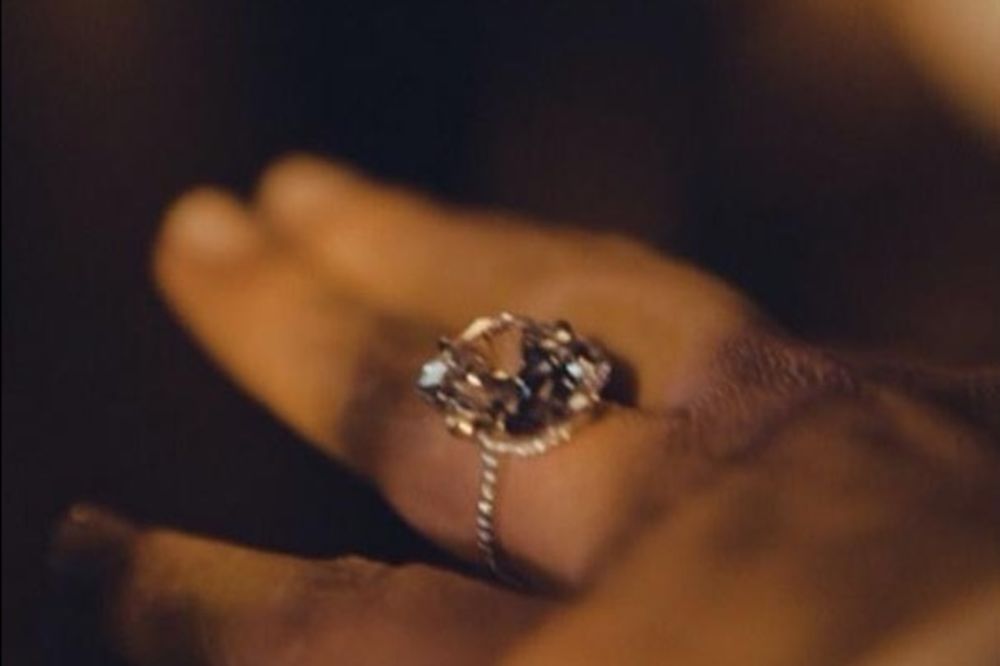 SNOVI SE OSTVARUJU: Kim pokazala verenički prsten vredan 6 miliona dolara
