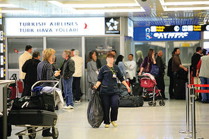 ŠIROKO: U „Aerodromu“ rasipaju naše pare na kafane