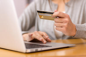 UPOZORENJE O KINESKOJ ROBI: Više od 40 odsto onlajn ponude su falsifikati