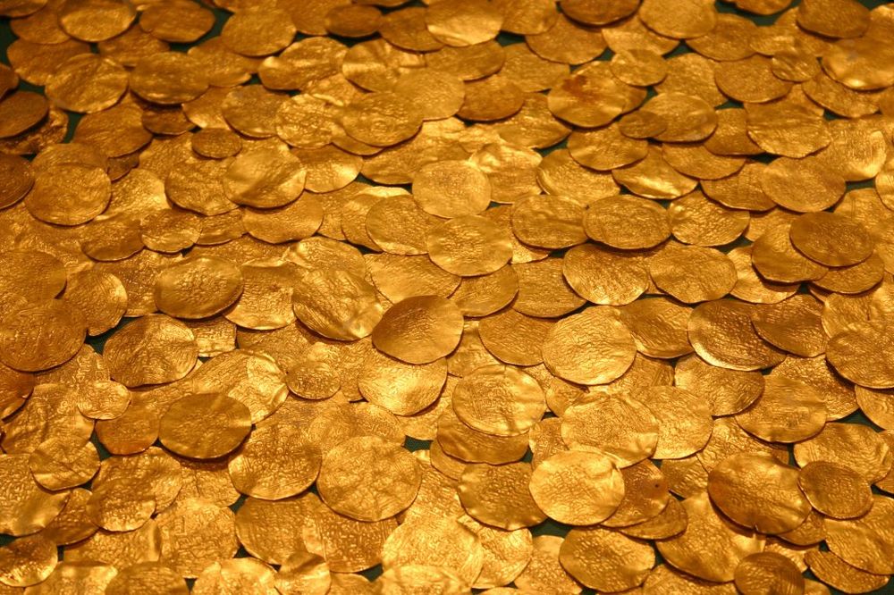 EL DORADO U OLUPINI: 11 i po miliona evra vredno zlato čamilo na obali 500 godina!