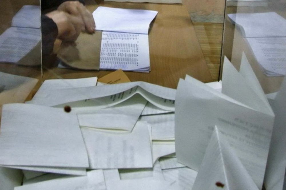 IZBORI U BEOGRADU: Beograđani glasaju na 1.178 biračkih mesta!