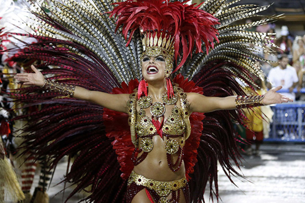 KARNEVAL ZAPALIO RIO: Čitav Brazil pleše u ritmu sambe!