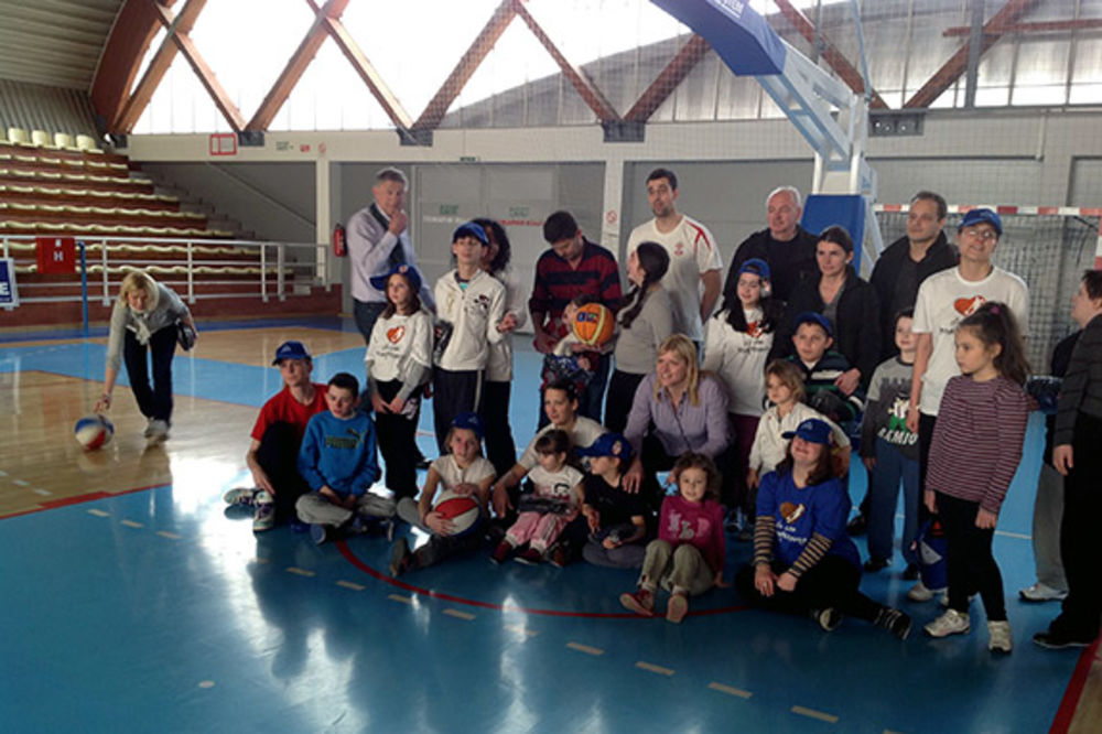 GORNJI MILANOVAC: Košarkaški klub Ikar jedini u Srbiji okuplja decu sa posebnim potrebama