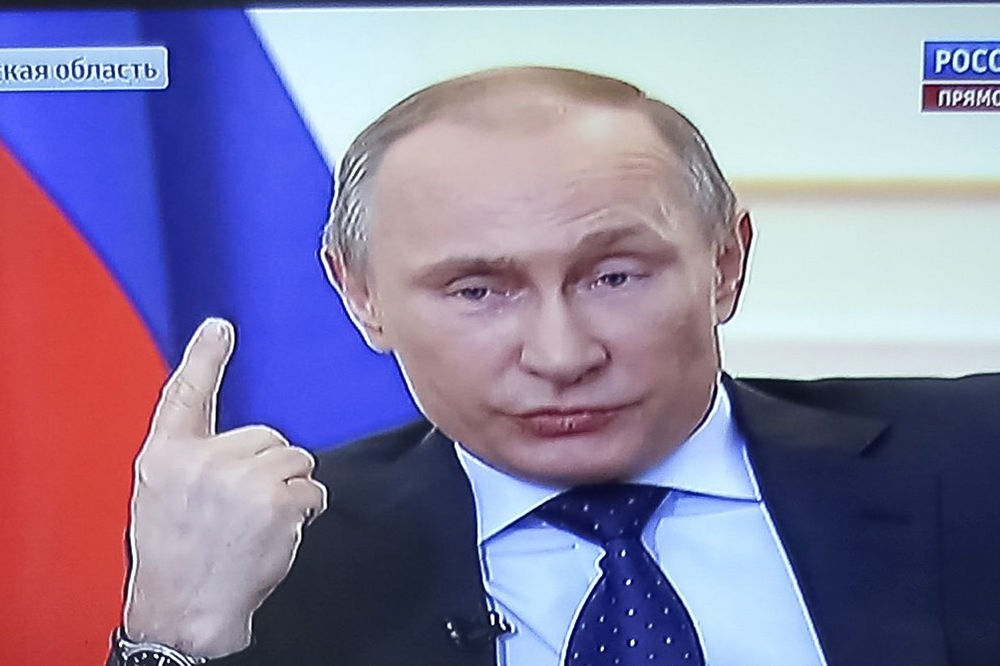 RAZGOVARAĆEMO NASAMO: Putina iznervirao novinar Rojtersa!