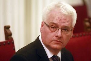 U ZAGREBU LETE GLAVE: Ivo Josipović smenio glavnog analitičara zbog otvorene kritike