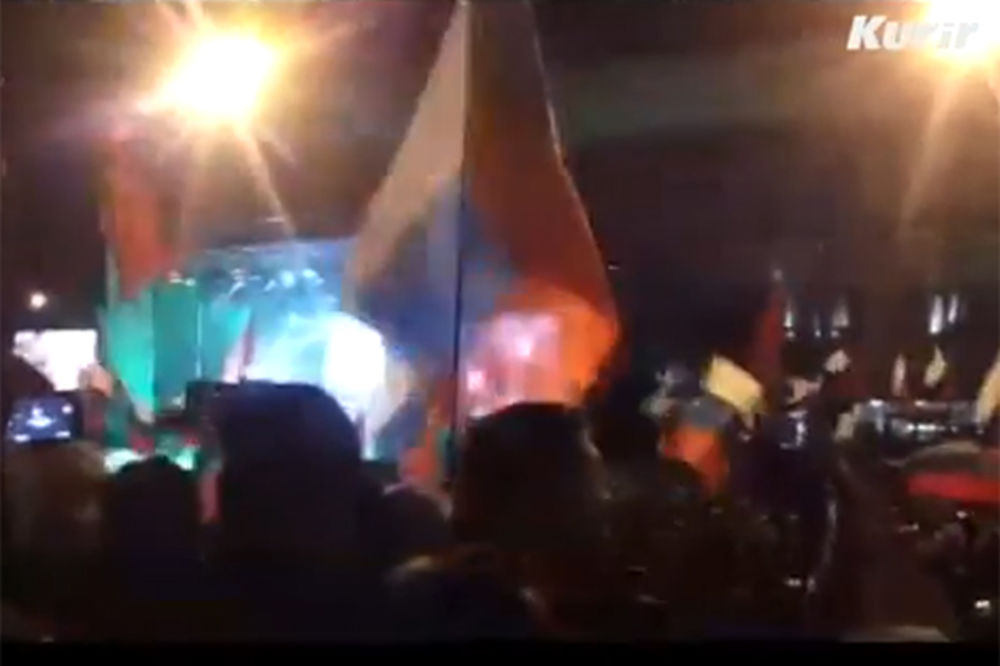 (VIDEO) Pogledajte slavlje na Krimu zbog pripajanja Rusiji!