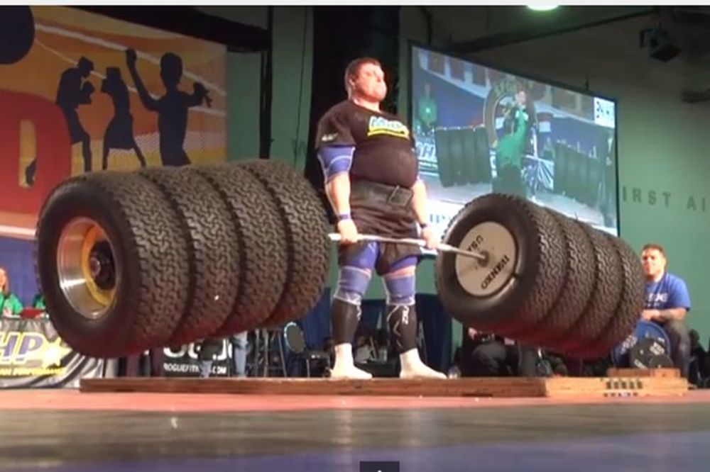 SNAGATOR: Litvanac podigao 523 kilograma i oborio svetski rekord