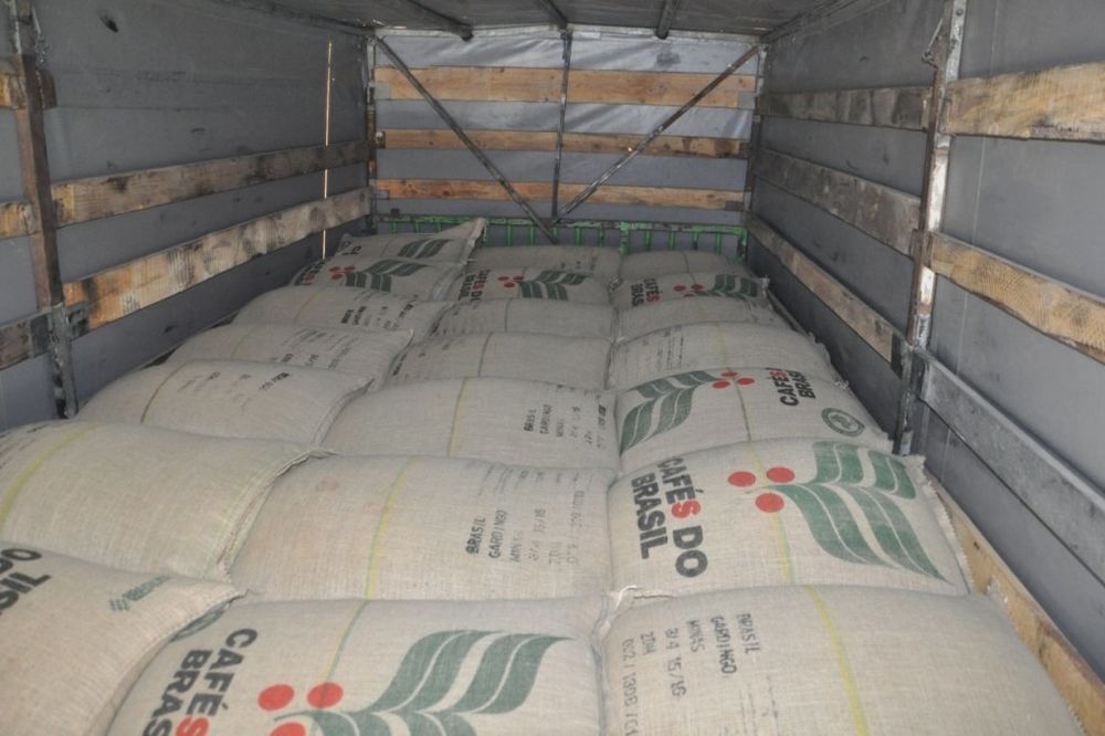 KRALJEVO: Zaplenjeno 12 tona sirove kafe