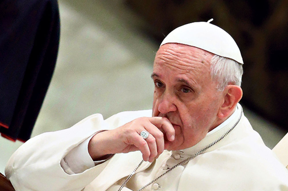 MOLIO ZA OPROŠTAJ: Papa prvi put sa žrtvama seksualnog zlostavljanja