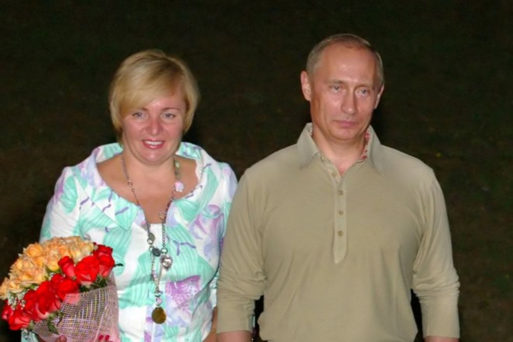 KREMLJ POTVRDIO: Vladimir Putin se razveo od Ljudmile!