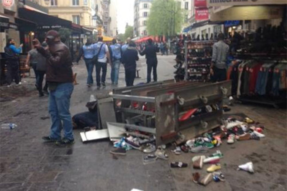 HAOS U PARIZU: Navijači Čelsija uzvikivali Zig hajl i rušili sve pred sobom!