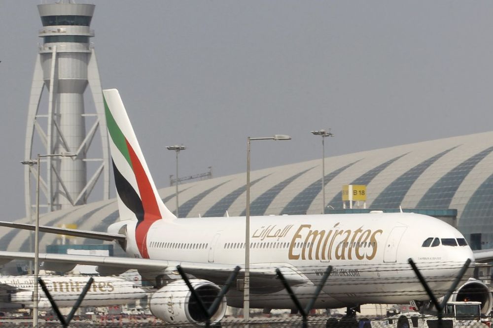 DRAMA NA LINIJI DUBAI-HAJDERABAD: Isekao vene u toaletu aviona