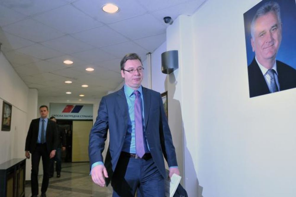 Vučić: Glavni odbor SNS o novoj vladi u ponedeljak ili utorak