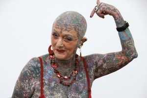 Tetovaže kao životne priče: Upoznajte najstariju tetoviranu ženu na svetu!