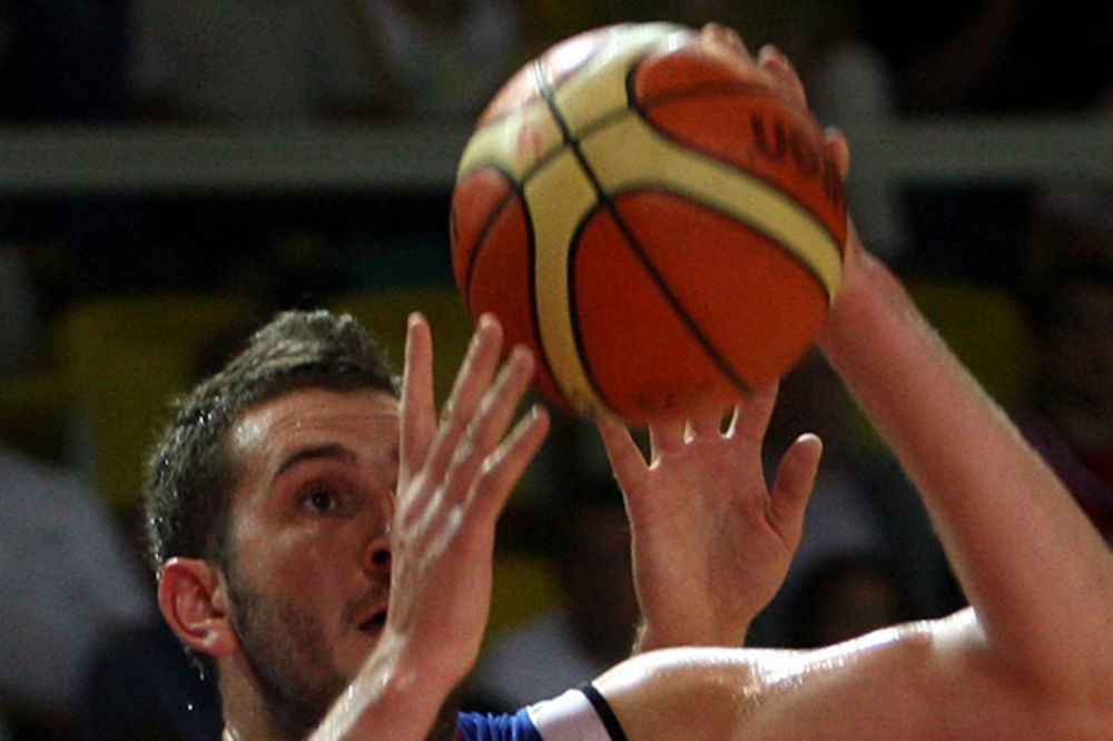 LABOVIĆ U LIBANU: Srpski košarkaš potpisao ugovor sa Al Rijadom