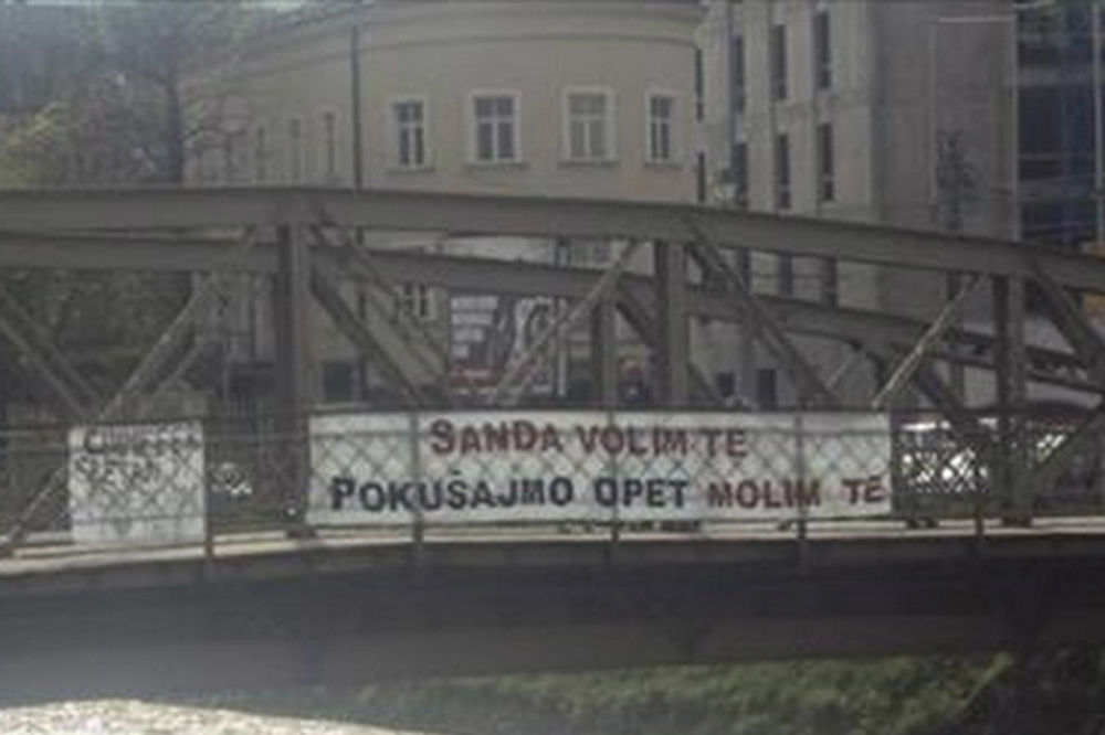 Poruka na sarajevskom mostu: Sanda volim te pokušajmo opet molim te!