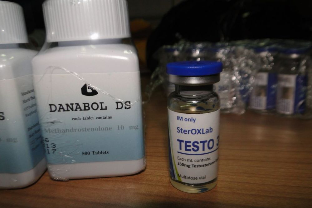 KELEBIJA: Sprečen šverc steroida u autobusu za Cirih