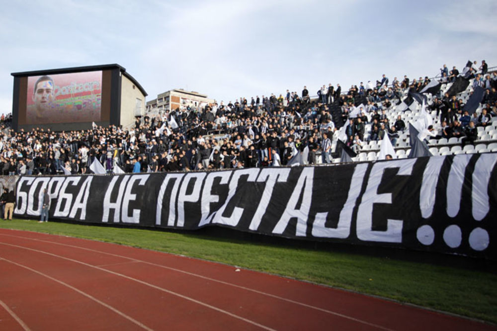 BORBA NE PRESTAJE: Poruka Grobara fudbalerima Partizana