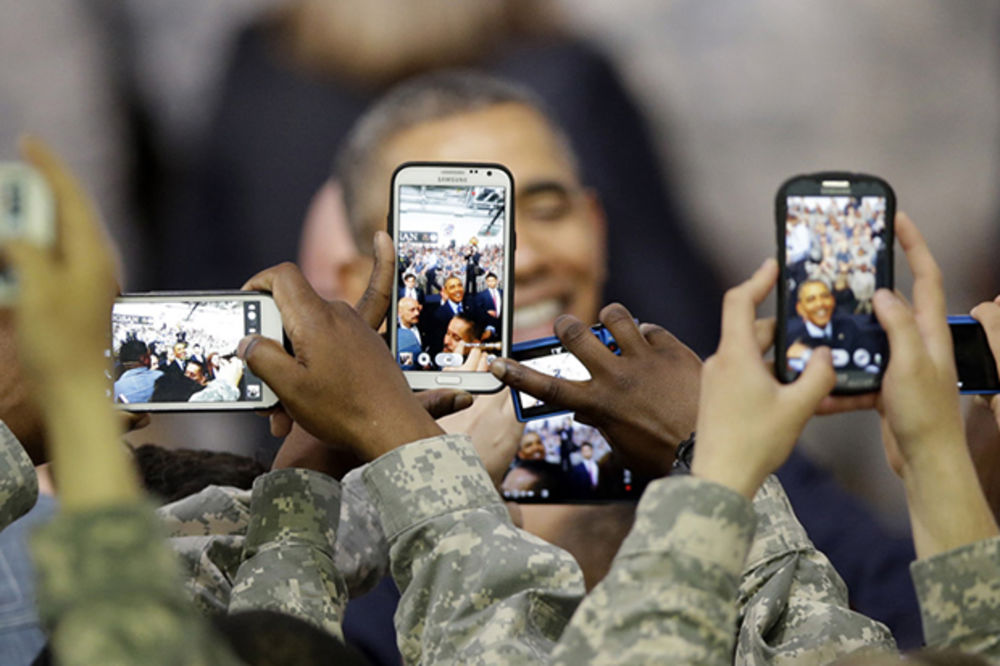 Pogledajte kako američki vojnici vole svog predsednika (FOTO)