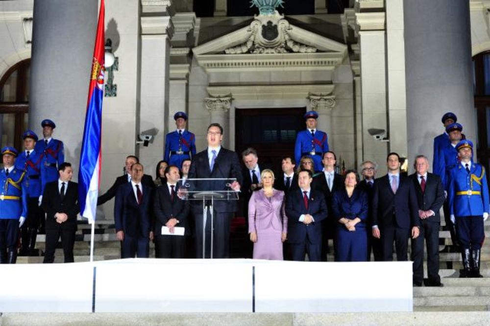 OVO SU VUČIĆEVI MINISTRI: Sve o članovima nove vlade, koja će Srbiju voditi u bućnosti!