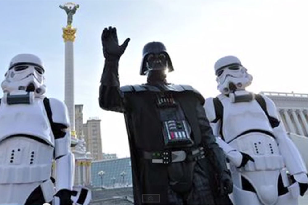 (VIDEO) Dart Vejder i stormtrupersi napali Odesu i počeli izbornu kampanju