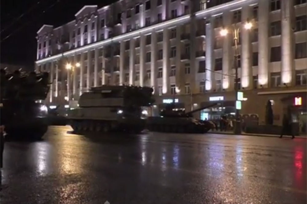 (VIDEO)POGLEDAJTE: Pripreme ruske armije za vojnu paradu!