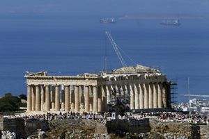 Atina: Akropolj evakuisan zbog bombe!