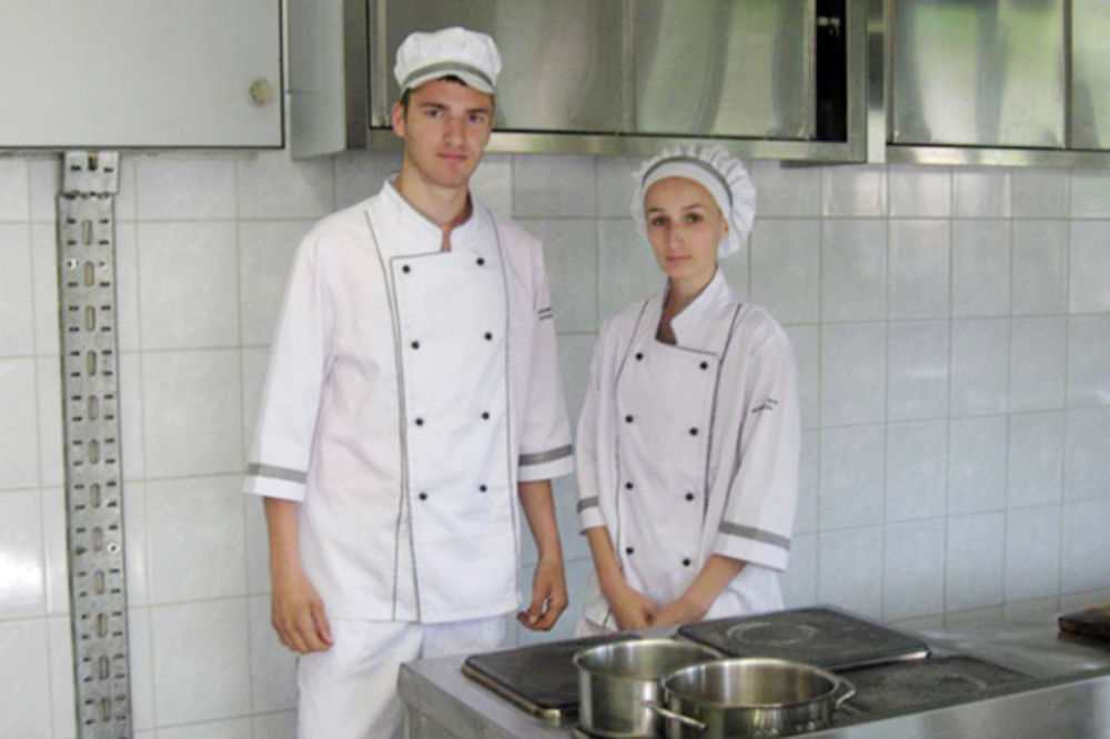 Kulinari iz Ekonomske škole iz Kuršumlije treći u Srbiji