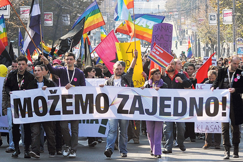 Tomislav Nikolić podržao gej paradu