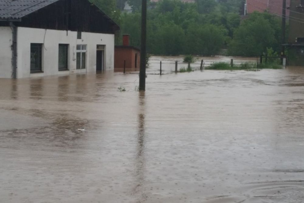 Za pomoć ugroženima od poplava uplaćeno 11,9 miliona evra