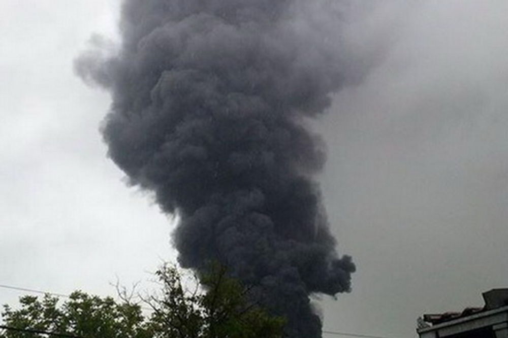 LAZAREVAC: Požar, detonacije i gust dim nad termoelektranom!