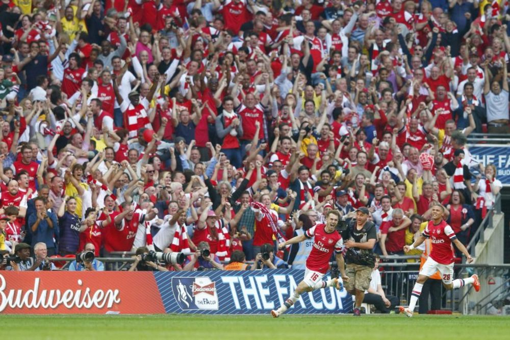 PRVI TROFEJ OD 2005: Arsenal posle preokreta osvojio FA kup