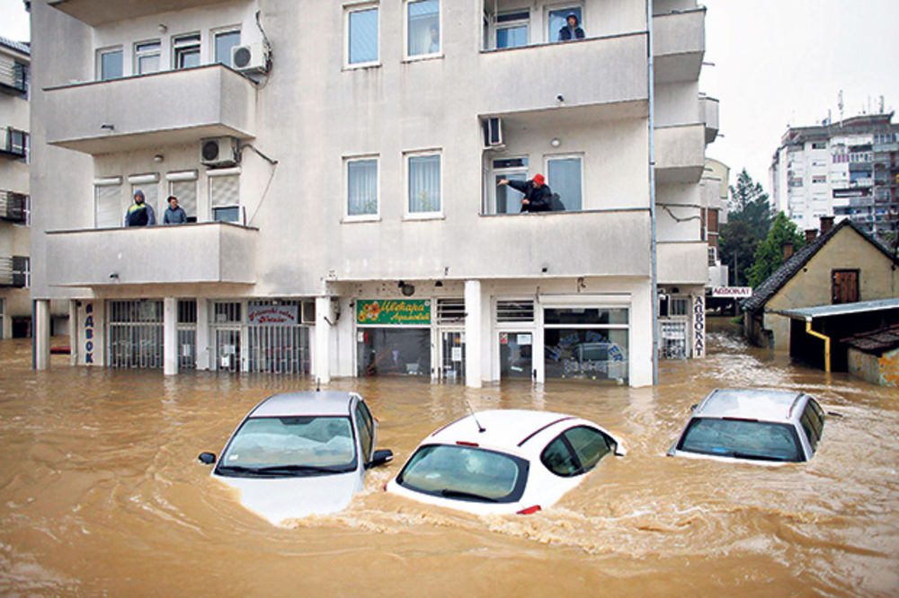 DOBRA VEST: Poplavljenim domaćinstvima po 250.000 dinara!