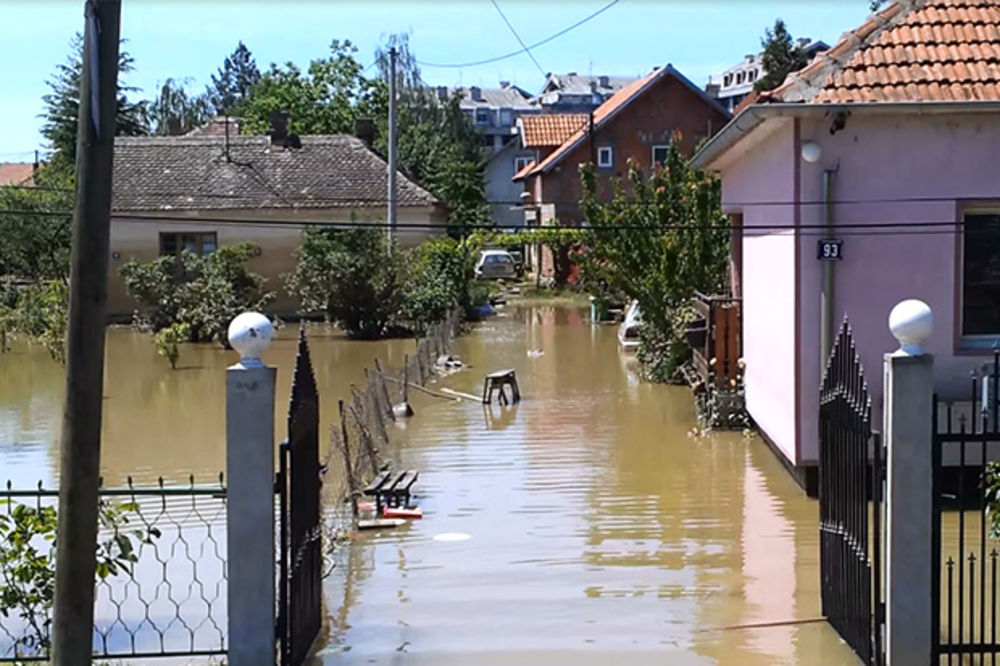 MUP: Poplave odnele 57 žrtava, evakuisano 32.000 ljudi